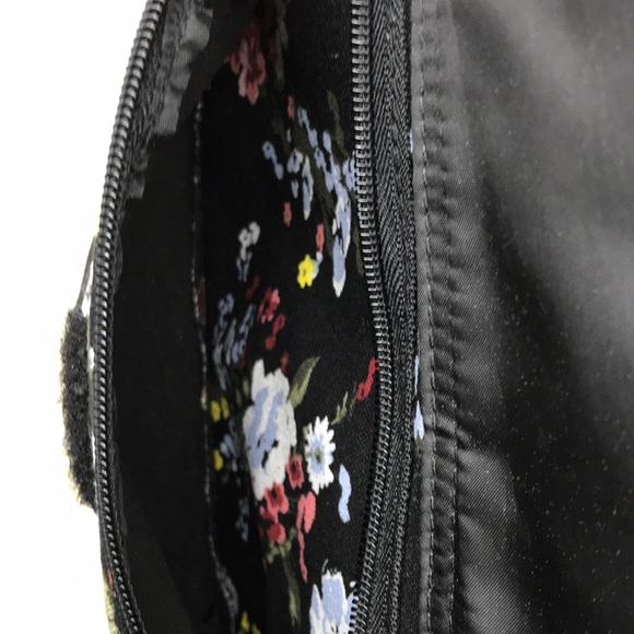Canvas Black and Floral Adjustable Strap Purse - Picture 8 of 15